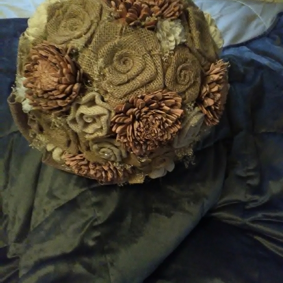 Bouquet - Picture 3 of 4